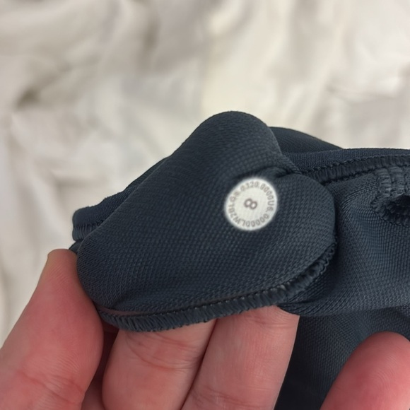 Lululemon Athletica Ebb to Train Sports Bra size 8 Iron Blue - Picture 7 of 7